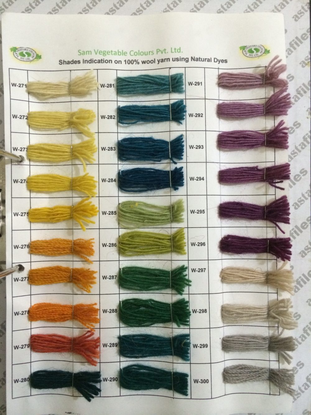 Natural Dye Shade Card on Carpet Wool Page 10